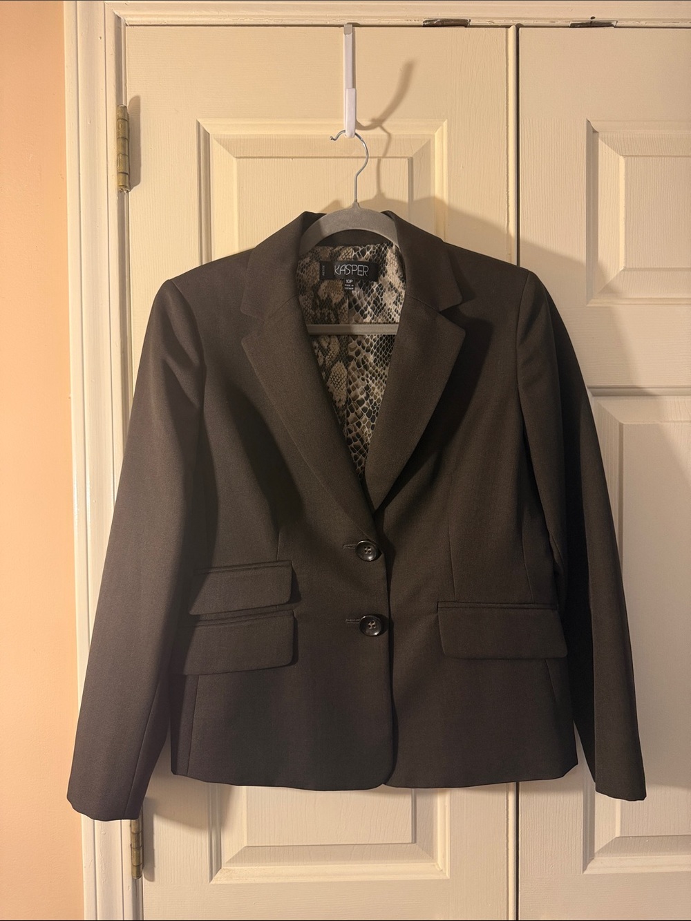 Kasper Women's Dark Brown Two-Button Tailored Blazer